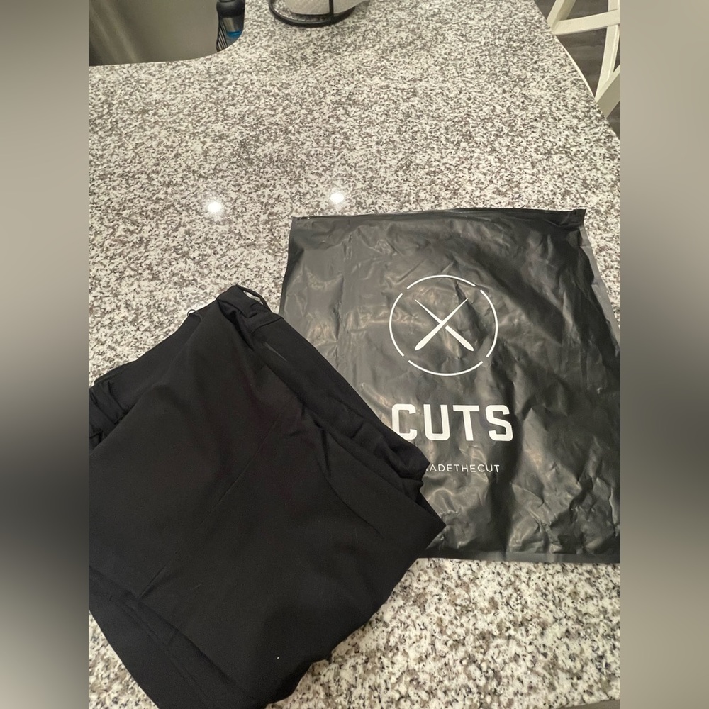 Men’s joggers new